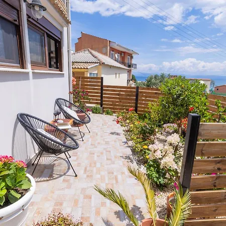 The Stone * Moraḯtika