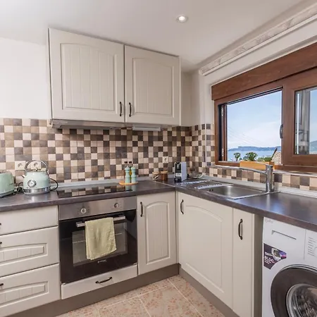 The Stone Moraḯtika