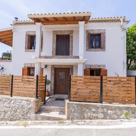 Ferienhaus The Stone Moraḯtika